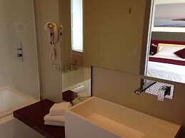 Zafran Boutique Hotel