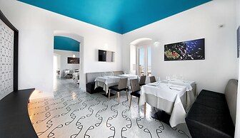 Zafran Boutique Hotel