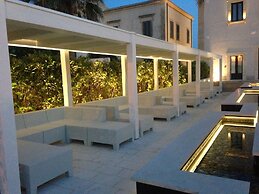 Zafran Boutique Hotel