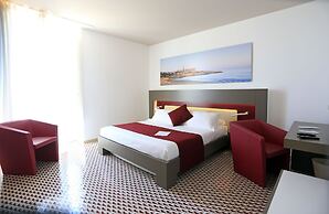 Zafran Boutique Hotel