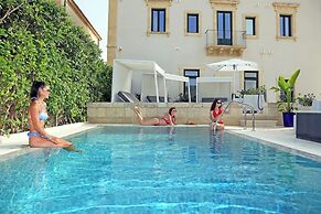 Zafran Boutique Hotel