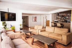 Paul Marie Hotel Apartments