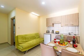 Paul Marie Hotel Apartments