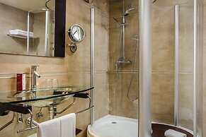 Exe Cunit Suites & Spa