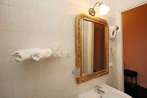 Amica Rome Guest House