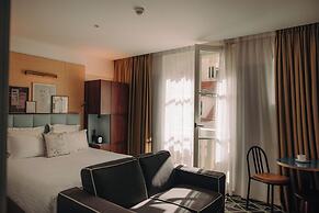 Hôtel Eiffel Blomet