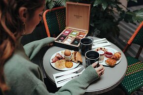 Hôtel Eiffel Blomet