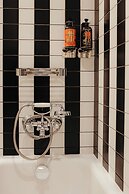 Hôtel Eiffel Blomet