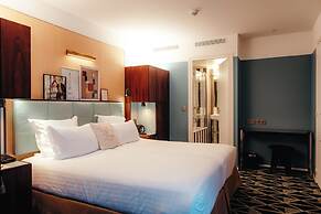 Hôtel Eiffel Blomet