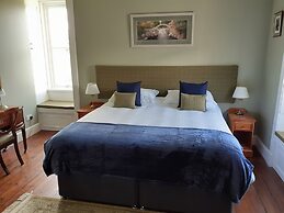 Cardhu Country House