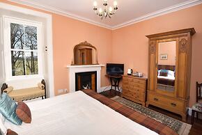 Cardhu Country House