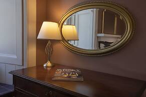 Cardhu Country House