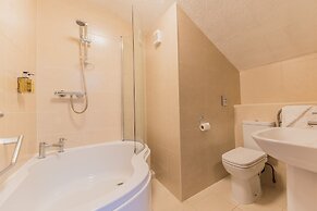 The Old Ginn House Inn