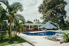 Casa Hotel El Triangulo