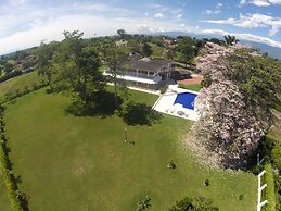 Casa Hotel El Triangulo