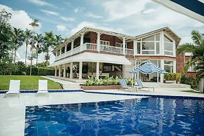 Casa Hotel El Triangulo