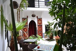 Riad Lhena