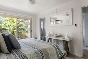 Sea Breeze on Main Beach