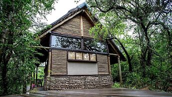 Royal Thonga Safari Lodge