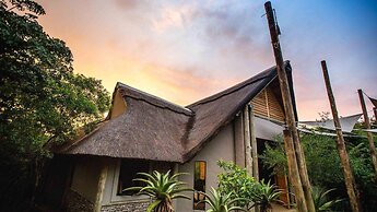 Royal Thonga Safari Lodge