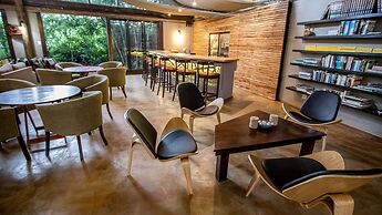 Royal Thonga Safari Lodge