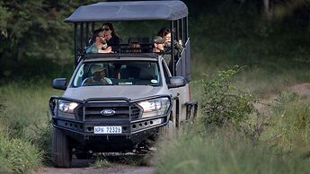 Royal Thonga Safari Lodge