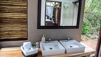 Royal Thonga Safari Lodge