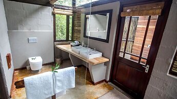 Royal Thonga Safari Lodge