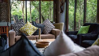 Royal Thonga Safari Lodge