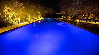 Royal Thonga Safari Lodge