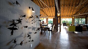 Royal Thonga Safari Lodge
