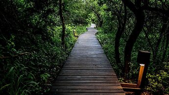 Royal Thonga Safari Lodge