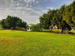 Maricosta Hotel Apartments