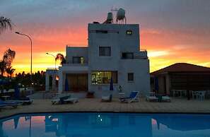 Maricosta Hotel Apartments