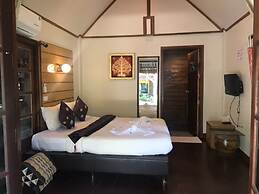 Lipe Sunset Forest Resort