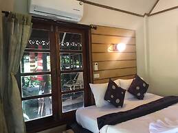 Lipe Sunset Forest Resort