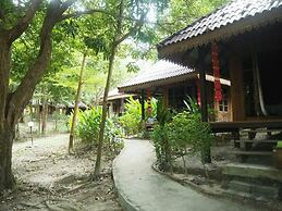 Lipe Sunset Forest Resort