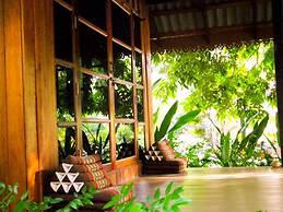 Lipe Sunset Forest Resort