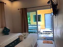 NT House Koh Lipe Resort