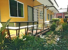 NT House Koh Lipe Resort