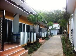 NT House Koh Lipe Resort