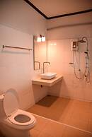 Kathalee Beach Resort Koh Lipe