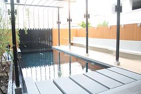 Sereine Sukhumvit 39