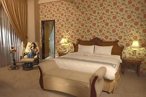 Hotel Grand Tiga Mustika