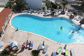 Coliseum Studios & Apartments