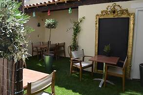 Hôtel Les Corps Saints