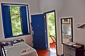 Brasileranza Hostel