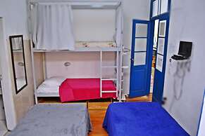 Brasileranza Hostel