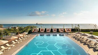 Crowne Plaza Istanbul Florya by IHG