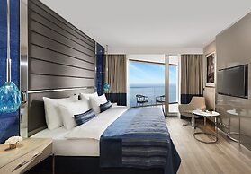 Crowne Plaza Istanbul Florya by IHG